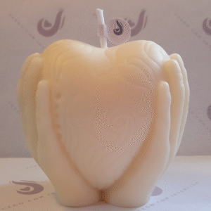 CORAZÓN CON MANOS